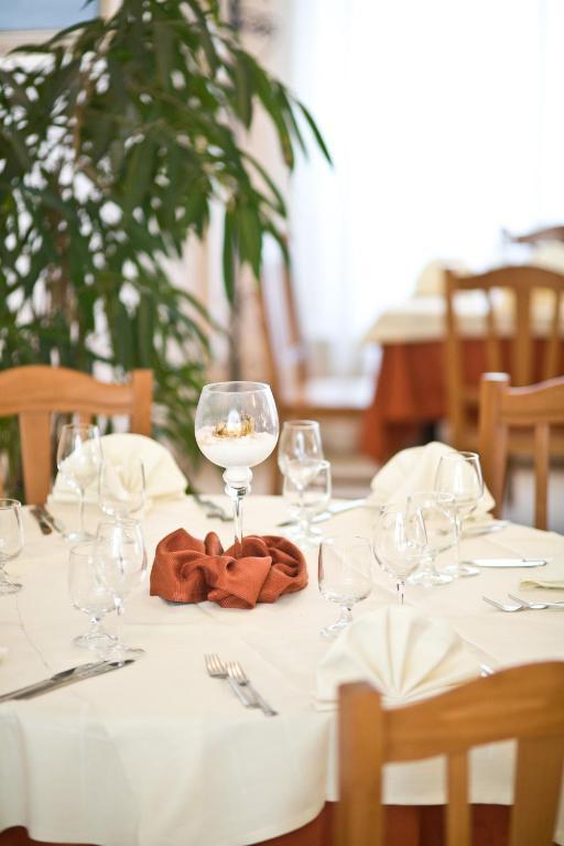 Lo Scacciapensieri Hotel & Restaurant Monteroni di Lecce Luaran gambar