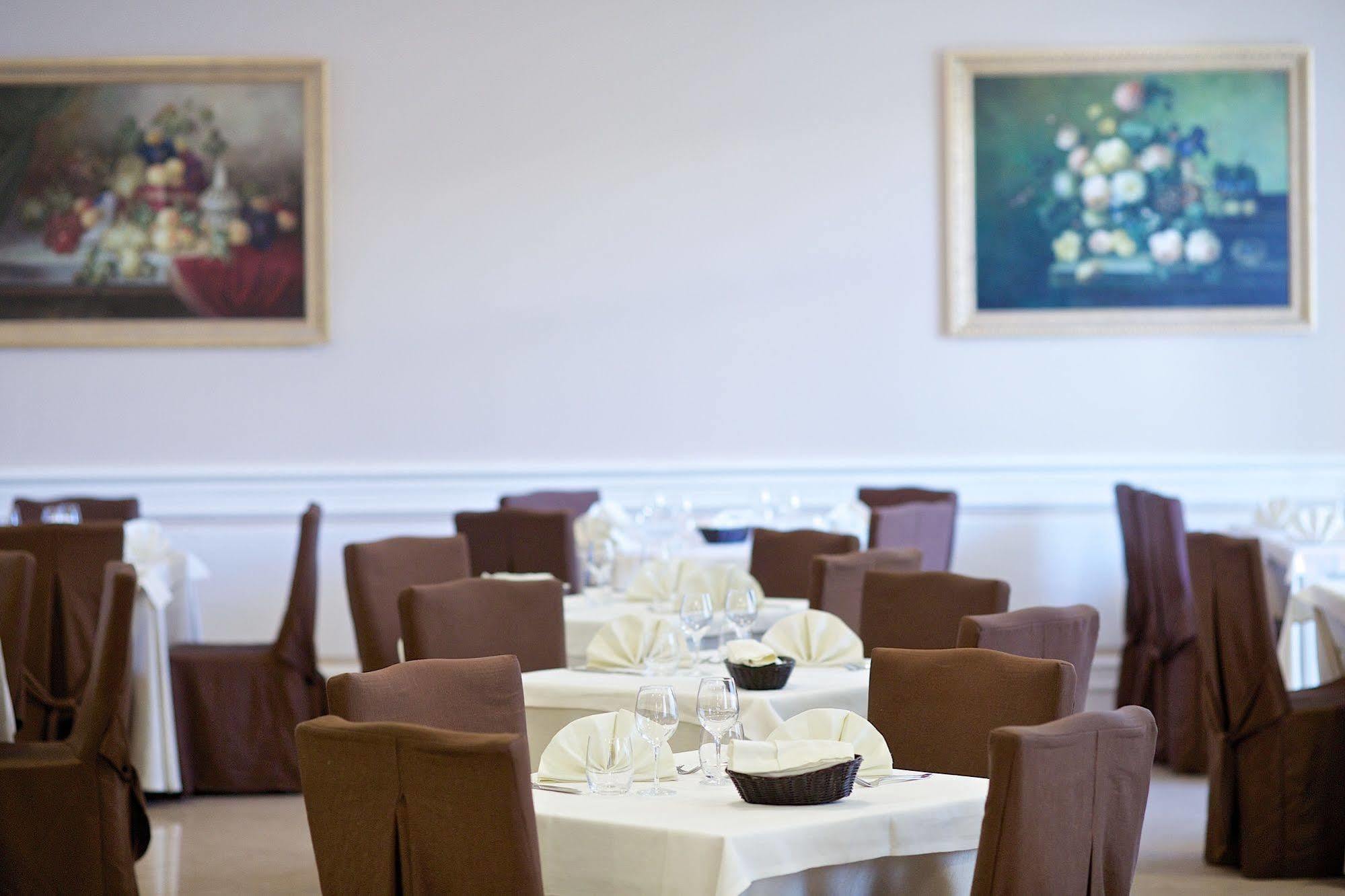 Lo Scacciapensieri Hotel & Restaurant Monteroni di Lecce Luaran gambar