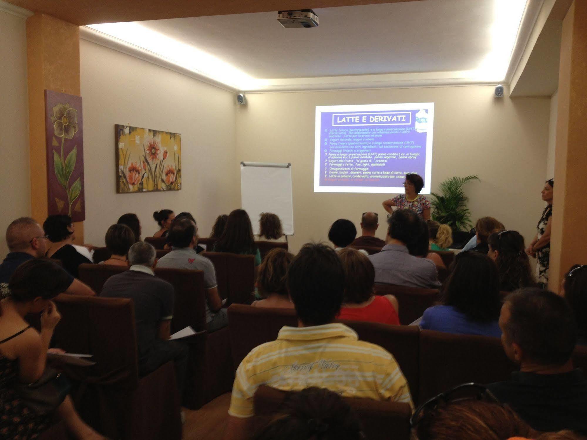Lo Scacciapensieri Hotel & Restaurant Monteroni di Lecce Luaran gambar